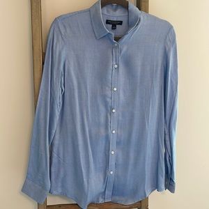 Banana Republic Lightweight Flannel Top